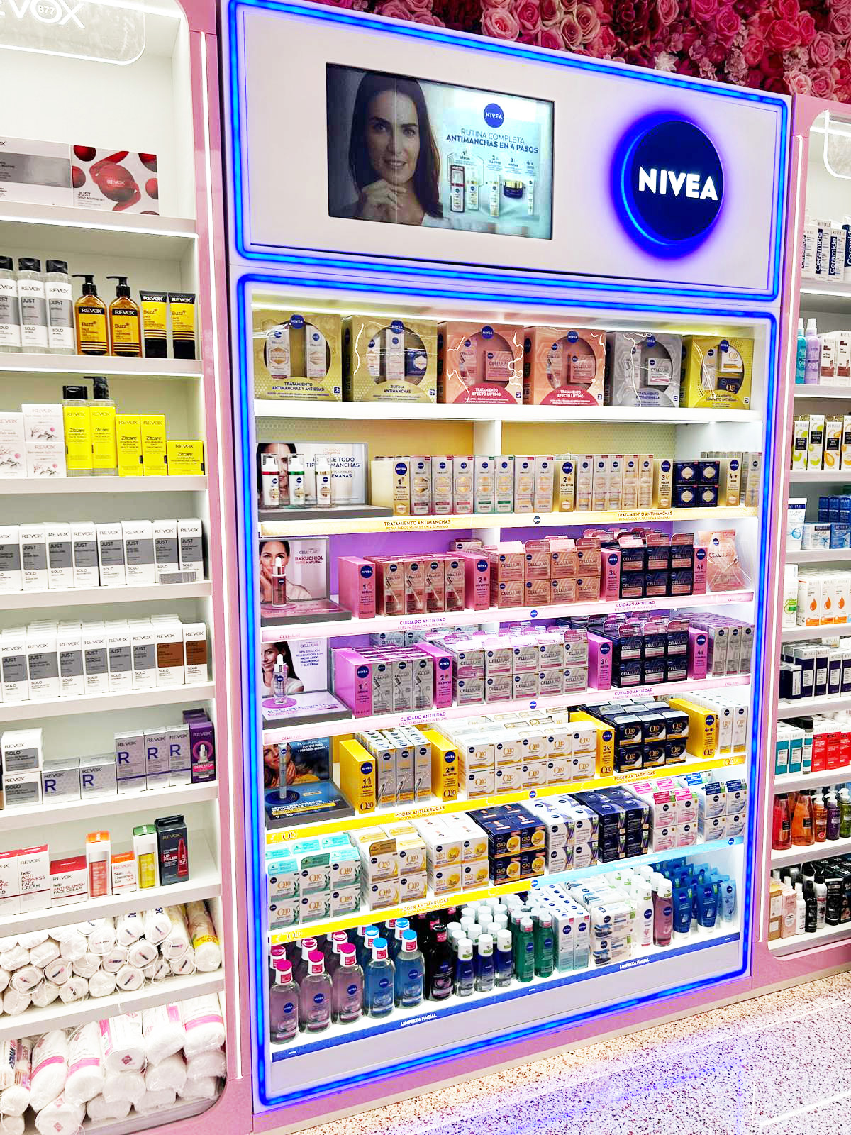 Expositor PLV para Nivea en tiendas Druni Barcelona